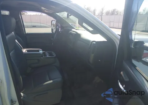 2015 Chevrolet Silverado 2500Hd Wt z USA, uszkodzony, nr VIN 1GB2CUEG1FZ118600